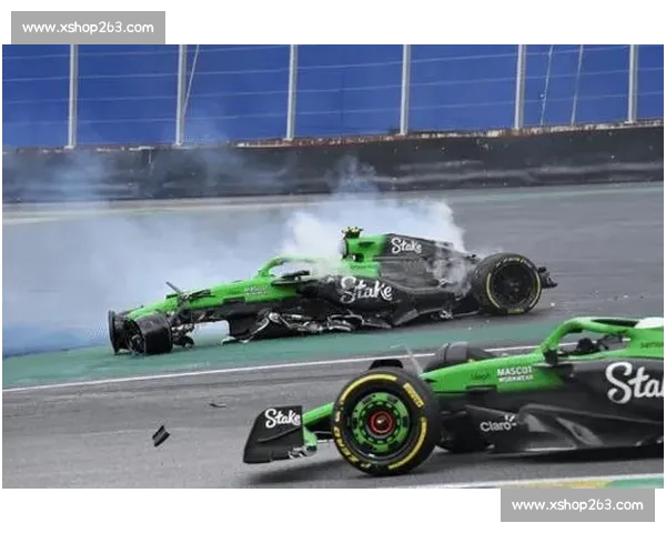 F1正赛惊险事故回顾赛道意外瞬间与车手应对解析